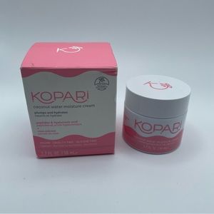 KOPARI
Coconut Water Moisture Cream